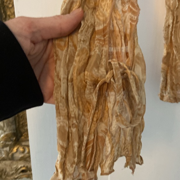 Inc Brand- Crepe Yellow-Gold Paisley V-Neck Button- Up Blouse - Picture 4 of 12